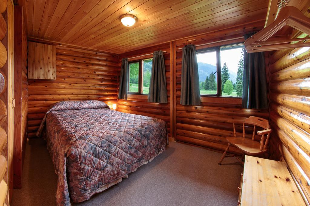 Mount Robson Lodge Екстер'єр фото